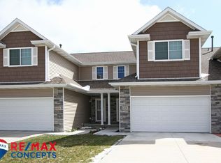 6106 Laroche Rd, Lincoln, NE 68526