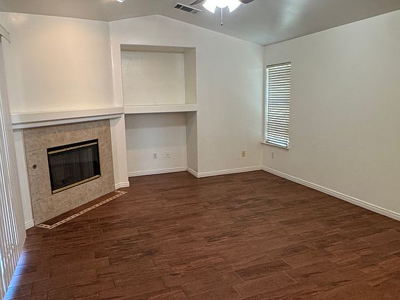 5th image of 10910 New Forest Dr