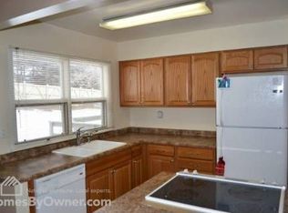 107 Mitchell Cir, Duluth, MN 55811