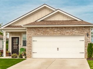 7076 Lang Ave, White House, TN 37188