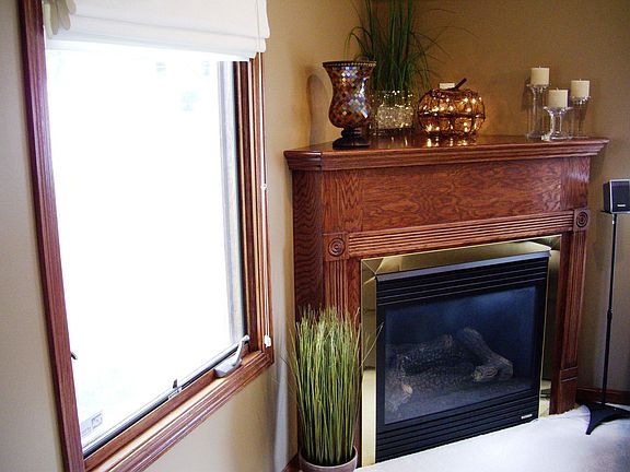 Corner gas fireplace in the great room