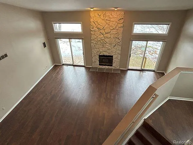 8767 Townsend Dr — Photo 10