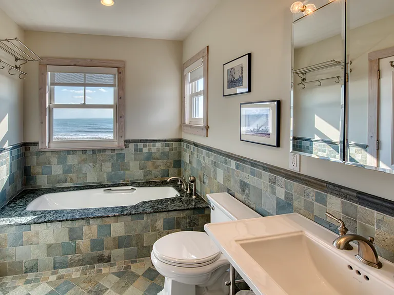 155 Marine Blvd — Photo 12