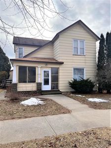 1713 13th Ave, Menominee, MI, 49858