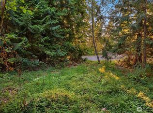 107 133rd Ave SW, Vashon, WA 98070