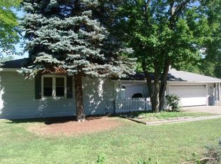 520 Miller Dr, Muskegon, MI 49445