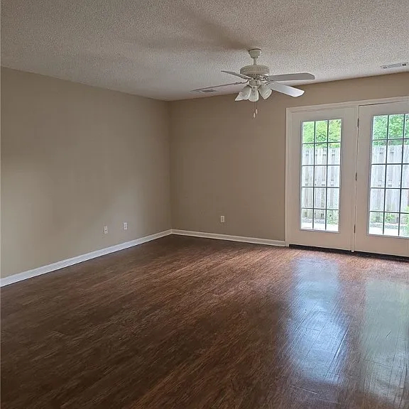 9826 Whitefield Ave #B — Photo 5