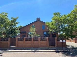 206 Fiesta St, Santa Fe, NM 87501