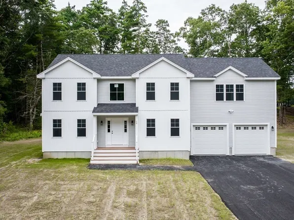 16 Bettys Neck Rd, Lakeville, MA 02347
