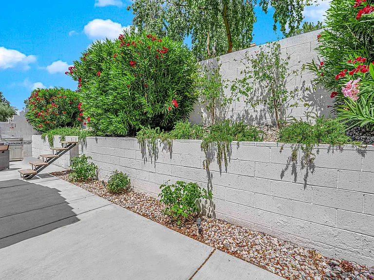2505 Sea Venture Dr — Photo 31