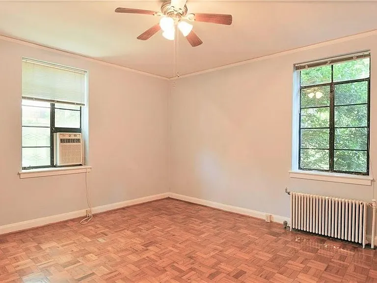 Bedroom #1