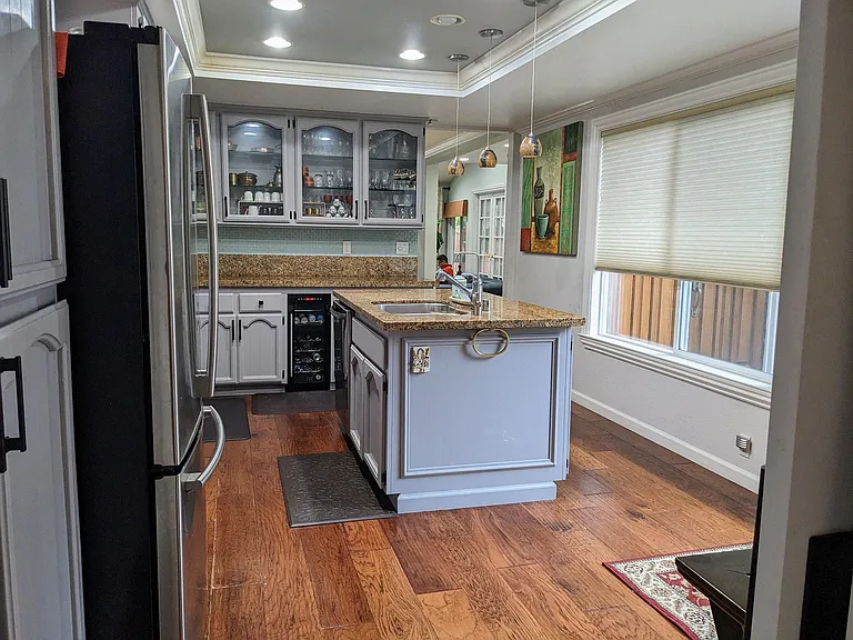 2125 Oneida Cir — Photo 4