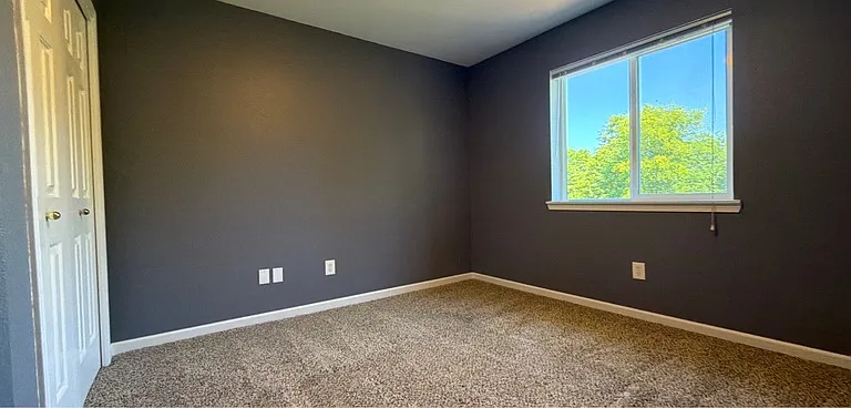 1060 SE Miller Ave — Photo 17