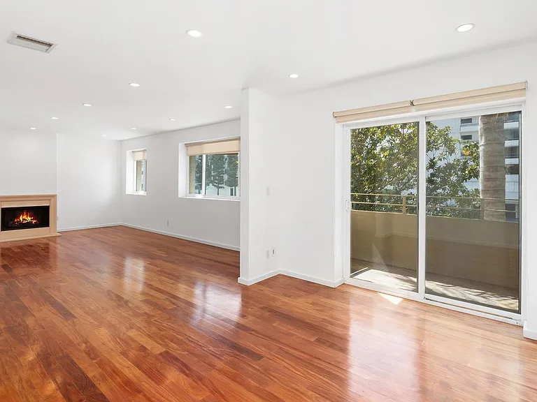 10645 Wilshire Blvd #101 — Photo 5