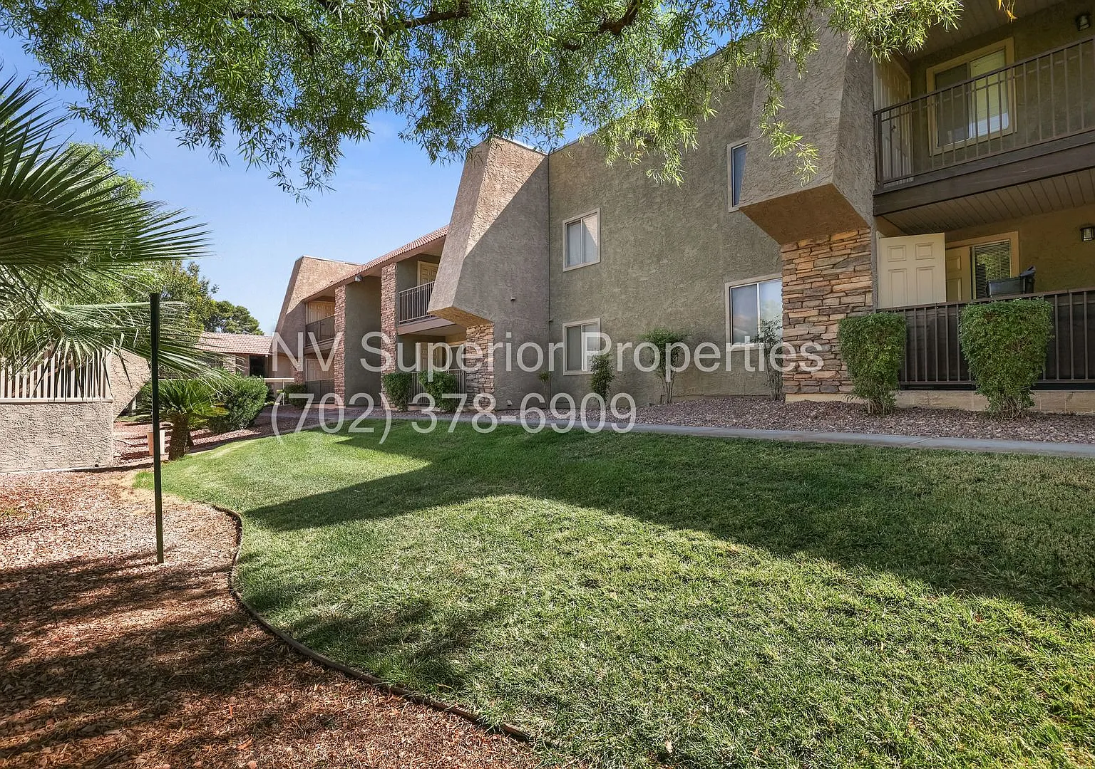 SW!! Guard Gated!! Clubhouse, Community Pools, Spa, Exercise room, Tennis Courts, Parks. Upstairs... — Photo 1