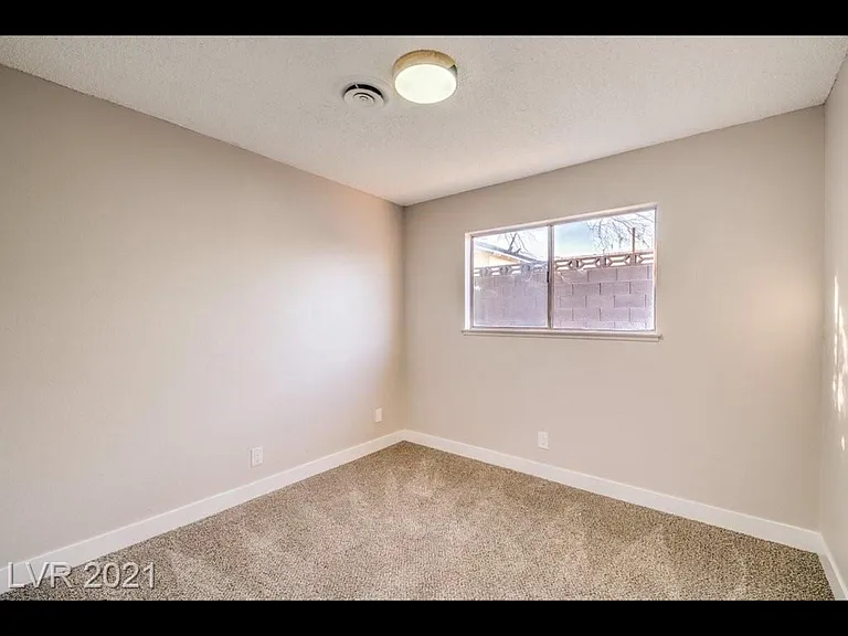 3124 Van Der Meer St — Photo 26