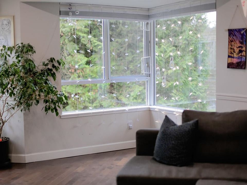 1st image of 1215 Lansdowne Dr #221