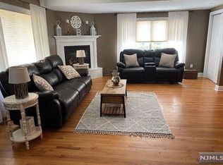 101 2nd St, Wood Ridge, NJ 07075