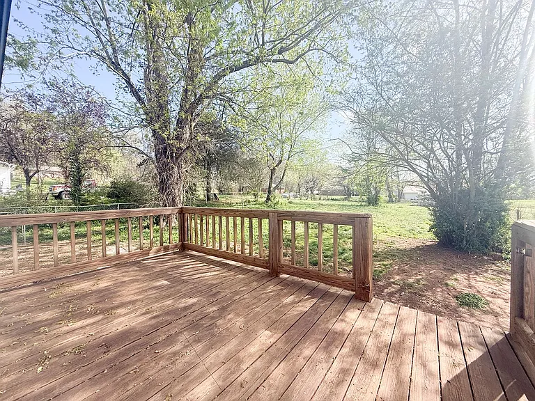 125 Woodland St — Photo 24