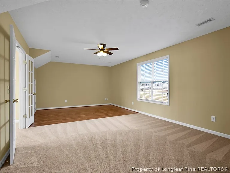 75 Countess Ct — Photo 16