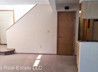 1151 Golden Dawn Cir APT 3, Anchorage, AK 99515