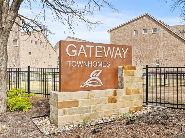 329 Baker Dr, Plano, TX 75074