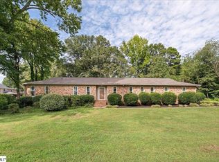 103 Hollymont Ct, Simpsonville, SC 29681