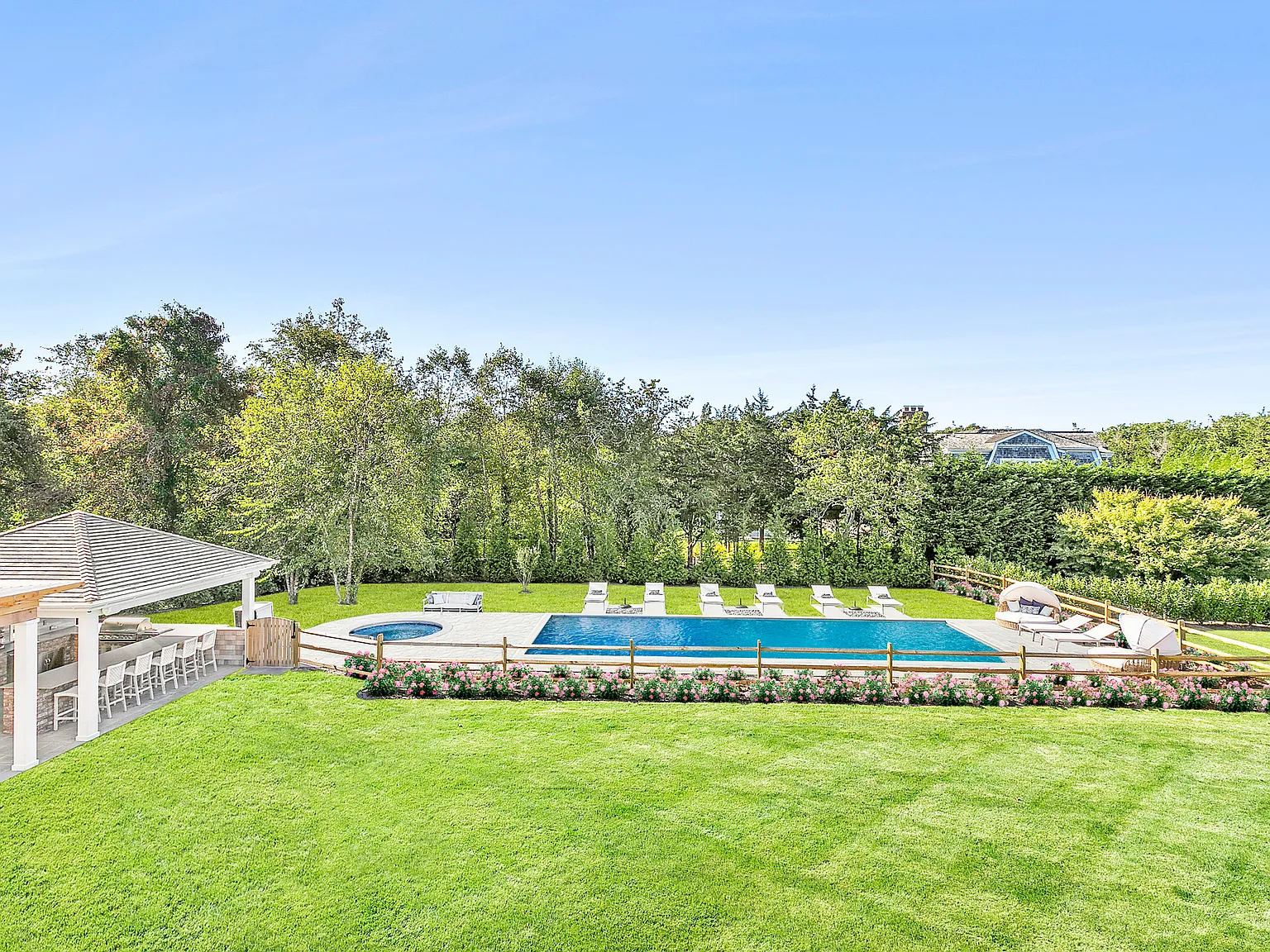Gated New Home with Pickleball, Outside Sag Harbor Village — Photo 4