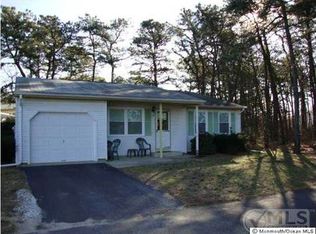 39 Keene St, Whiting, NJ 08759