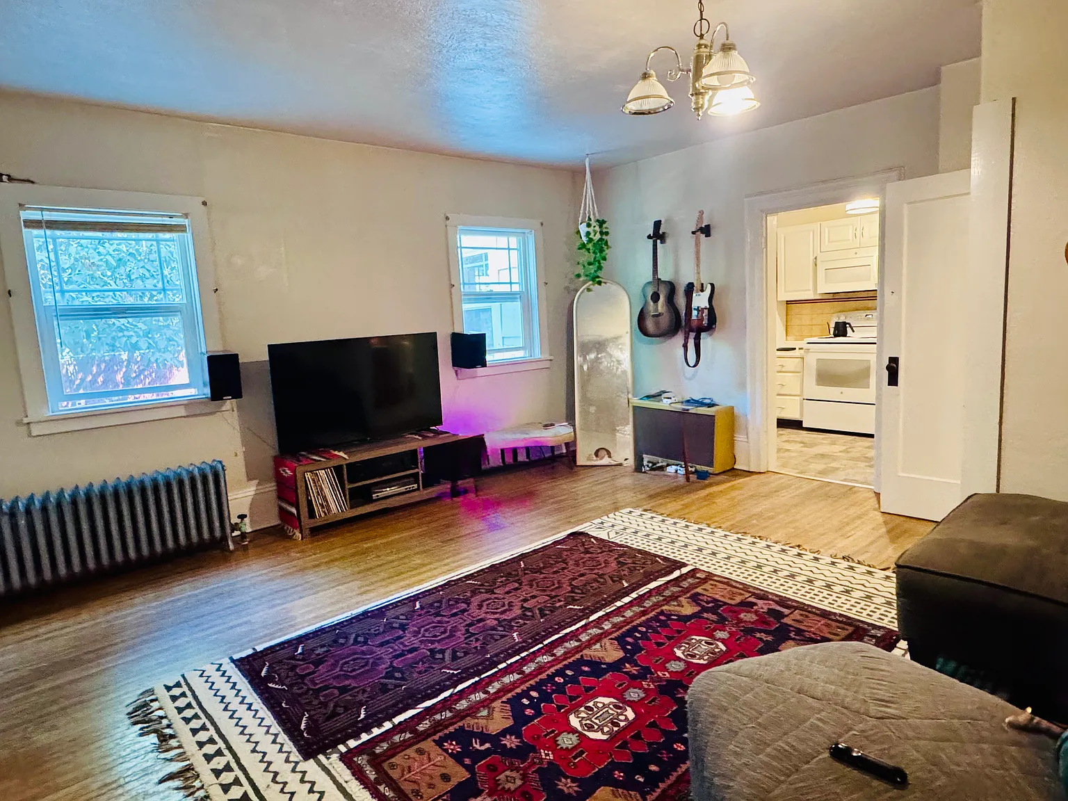 2 bed, $1,325 — Photo 2