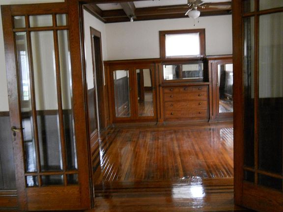 5th image of 104 Burton Ave #1