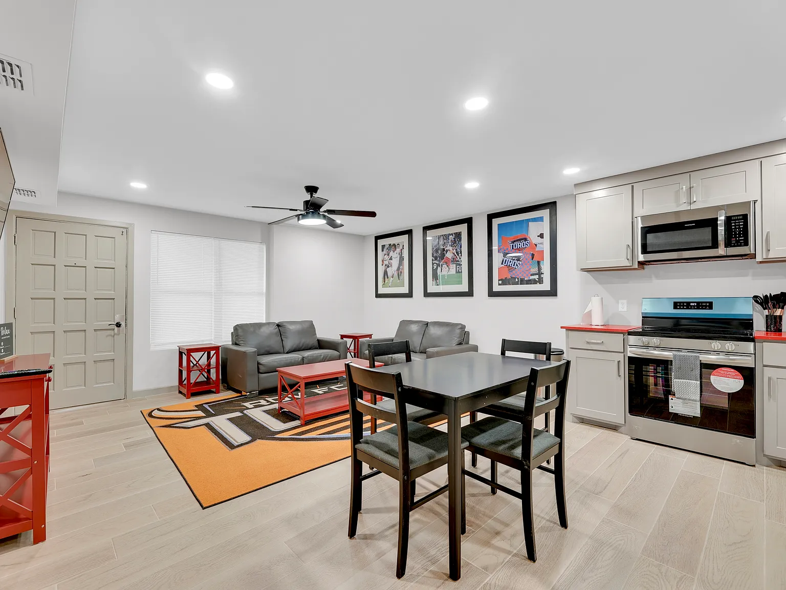 519 S 4th Ave — Photo 2