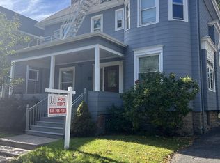 521 Oxford St #3, Rochester, NY 14607