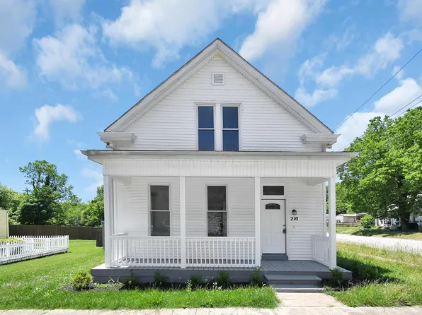 210 John St, Georgetown, OH 45121