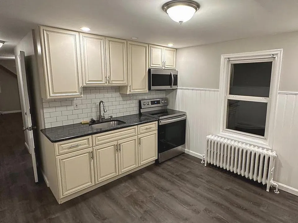 39 Diverty Rd