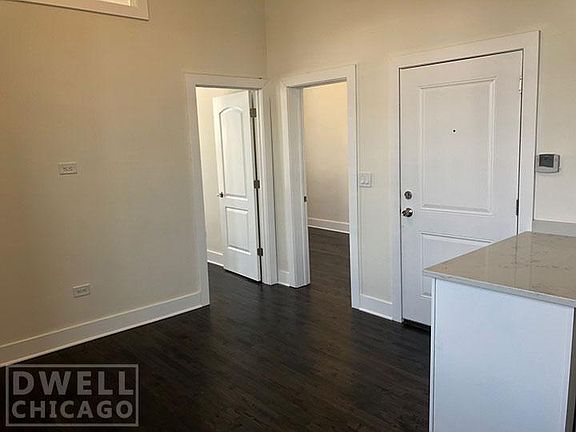 3rd image of 2362 N Clybourn Ave Ste 2