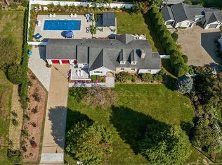 158 Ocean Dr W, Stamford, CT 06902