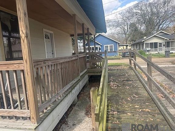 2nd image of 3070 Hiawatha St