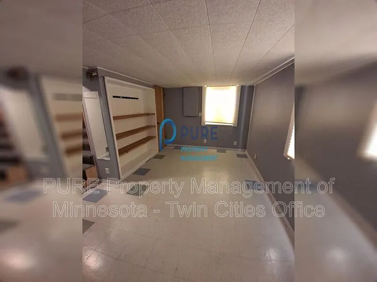 1236 James Ave — Photo 16