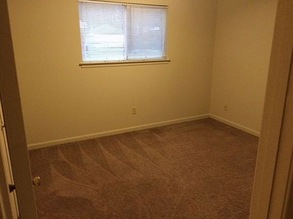 2nd image of 3036 Lynchburg St