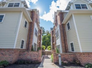 1 Leona Dr, Morristown, NJ 07960