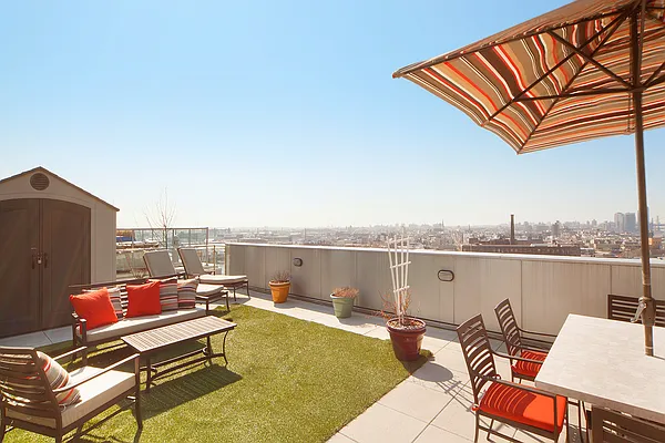 Sold by CORE | media 21