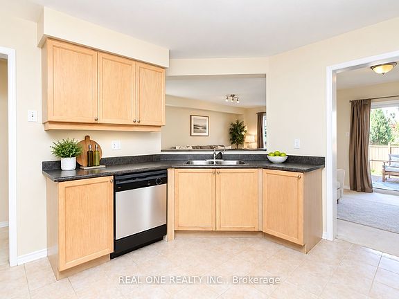 5th image of 5289 Bushelgrove Cir