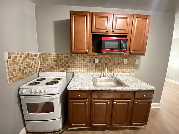 5th image of 1934 W Ontario St #2REAR