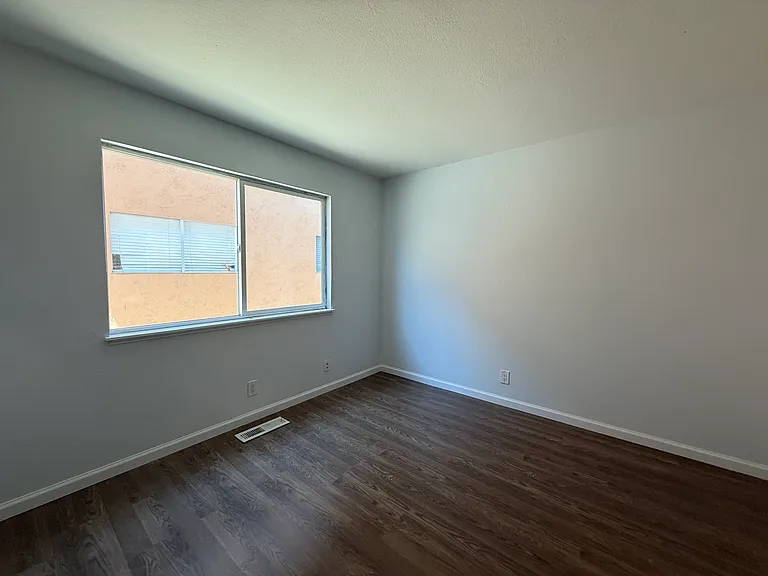 4380 Moorpark Ave #2 — Photo 2