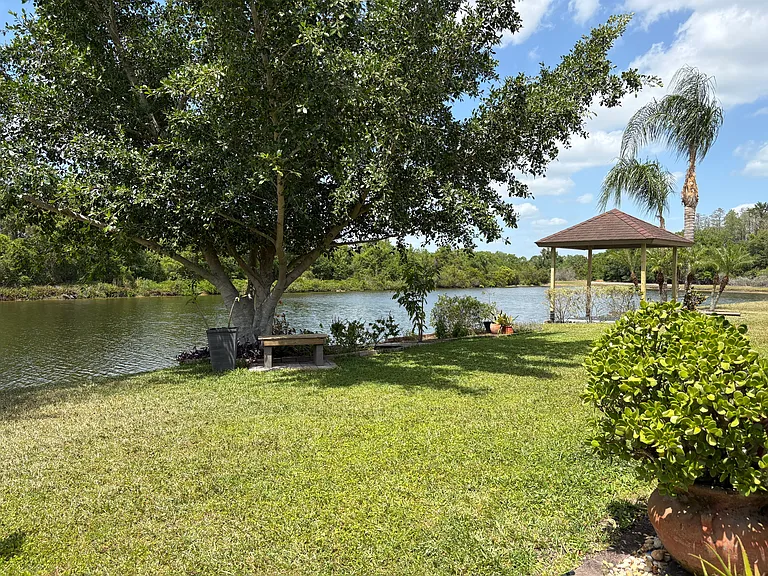 3024 Sand Stone Cir — Photo 28