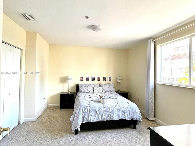 2280 SW 32nd Ave #202 — Photo 6