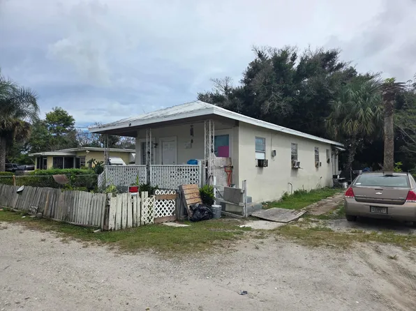 918 N 10TH Street, Fort Pierce, FL 34950
