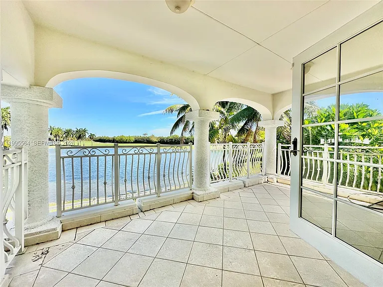 5023 NW 94th Doral Pl — Photo 43