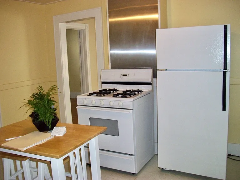 108 Avoca St #2 — Photo 6